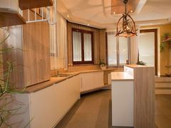 Универсальный лак для мебели LEGNOPUR